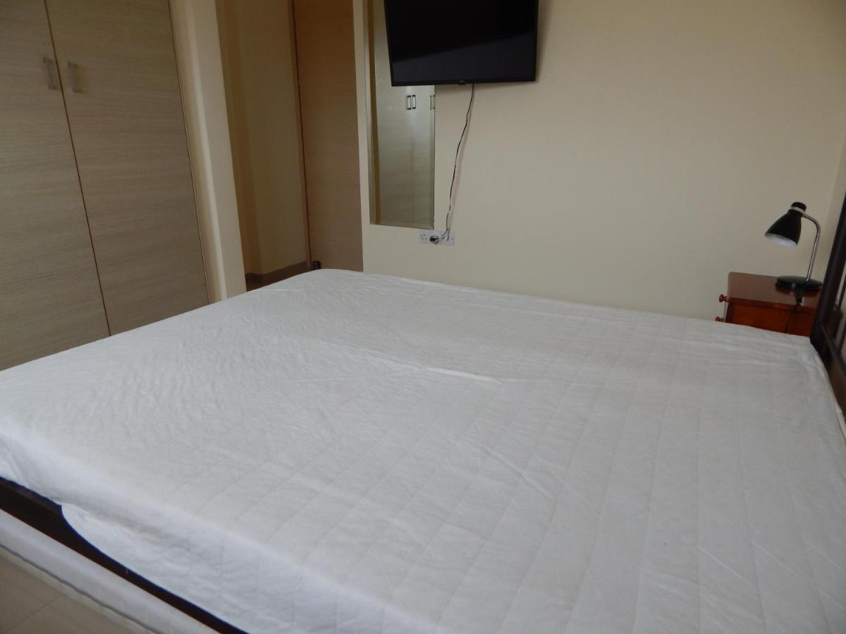 Barlee'S Apartment พาราลิมนี ภายนอก รูปภาพ