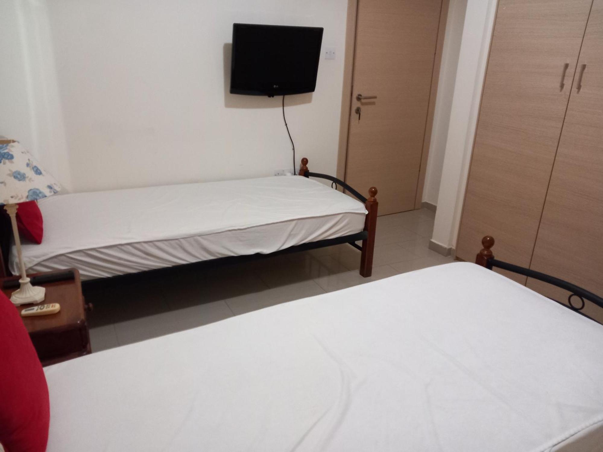 Barlee'S Apartment พาราลิมนี ภายนอก รูปภาพ